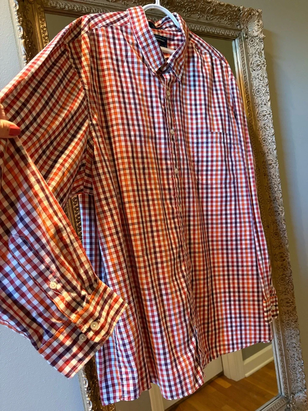 Perfect for fall! 🍁 Saddlebred Orange, Brown & Red gingham men’s shirt